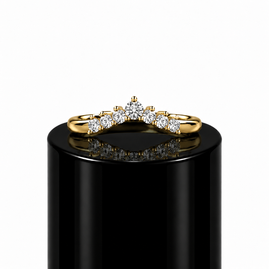 Round Diamond Tiara Wedding Band