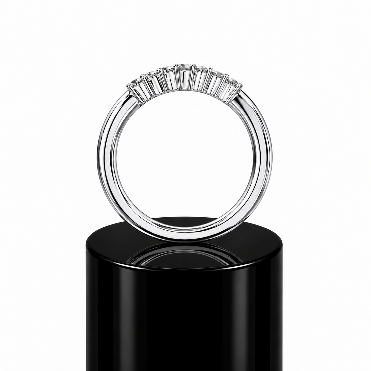 Round Diamond Tiara Wedding Band