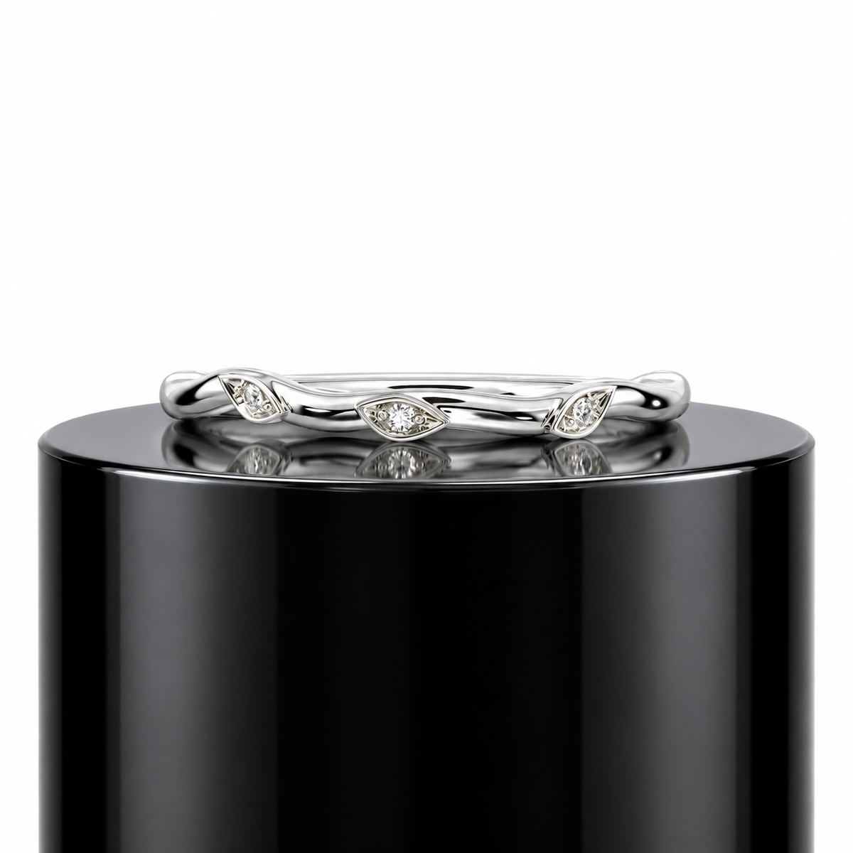 Eden Diamond Band