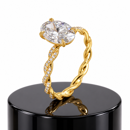 Oval Diamond Twisted Ring